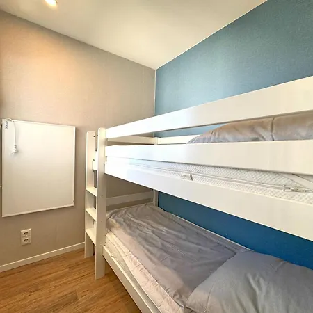 Apartment Sea H-10-4