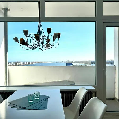 Sea H-10-4 Apartment *